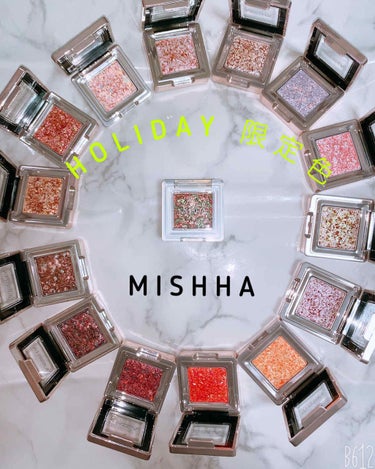 🎄こゆのクリスマスコスメ8弾〜MISHHA

●グリッタープリズムシャドウ
【GEX02 スパークルなピンク】ホリデー限定カラー

こちらは11月5日に発売されたMISHHAのホリデー限定色です❣️ゴー