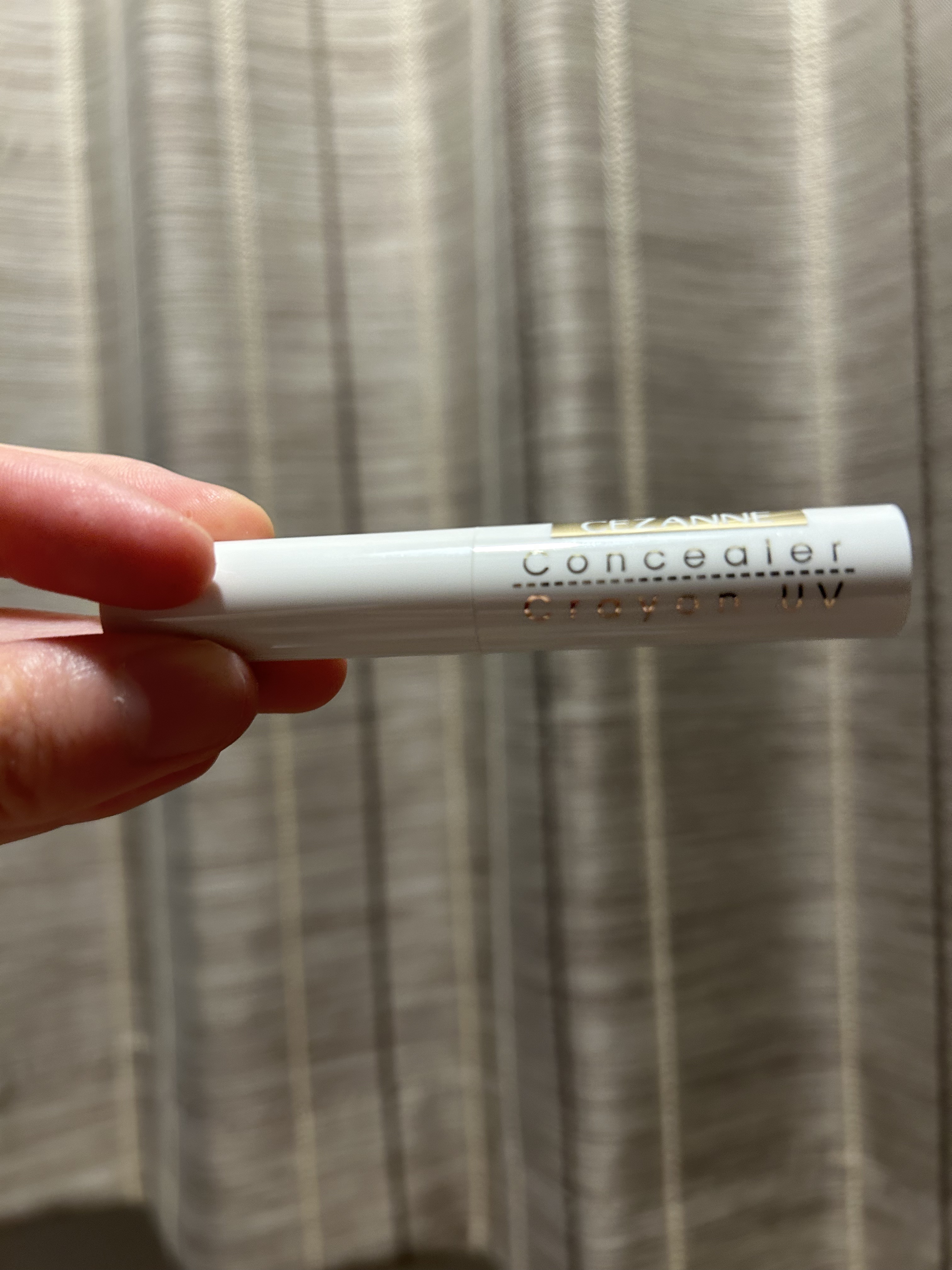 コンシーラークレヨンUV 00 明るいベージュ系/CEZANNE/ペンシルコンシーラーを使ったクチコミ（1枚目）