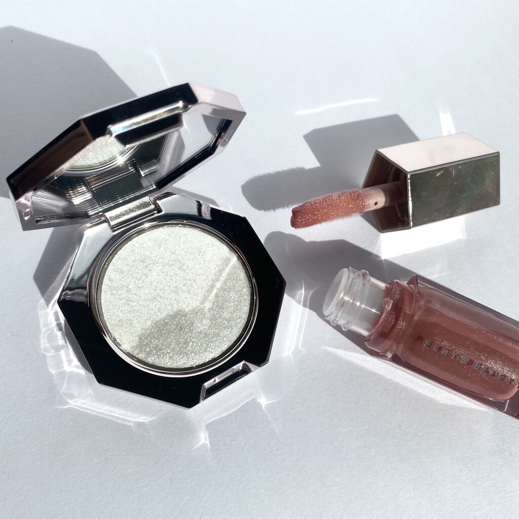 GLOSS BOMB Universal Lip Luminizer/FENTY BEAUTY BY RIHANNA/リップグロスを使ったクチコミ（1枚目）