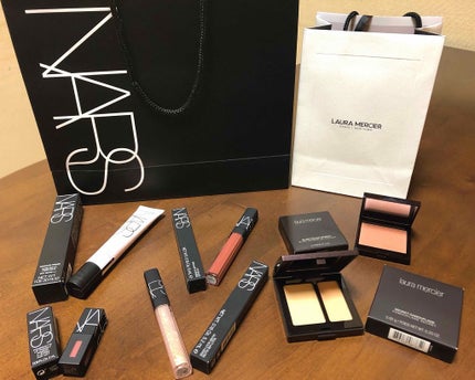 マルチユースグロス/NARS/リキッドアイシャドウを使ったクチコミ(1枚目)