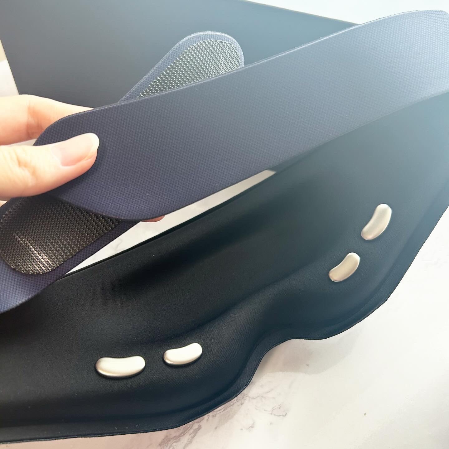 EMS EYE MASK/NIPLUX/アイマッサージャーを使ったクチコミ（2枚目）