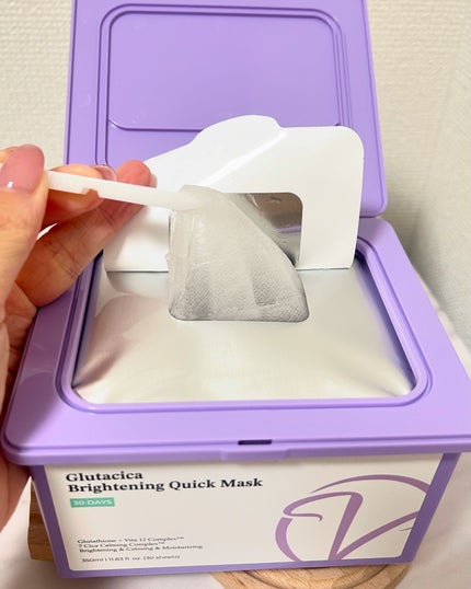 ゆんꪔ̤̮ フォロバ100 on LIPS 「, 𓂃𓈒𓏸𓂃𓈒𓏸◌Dr.Viuum🌿グルタシカ白肌ケアマスクパ..」(2枚目)