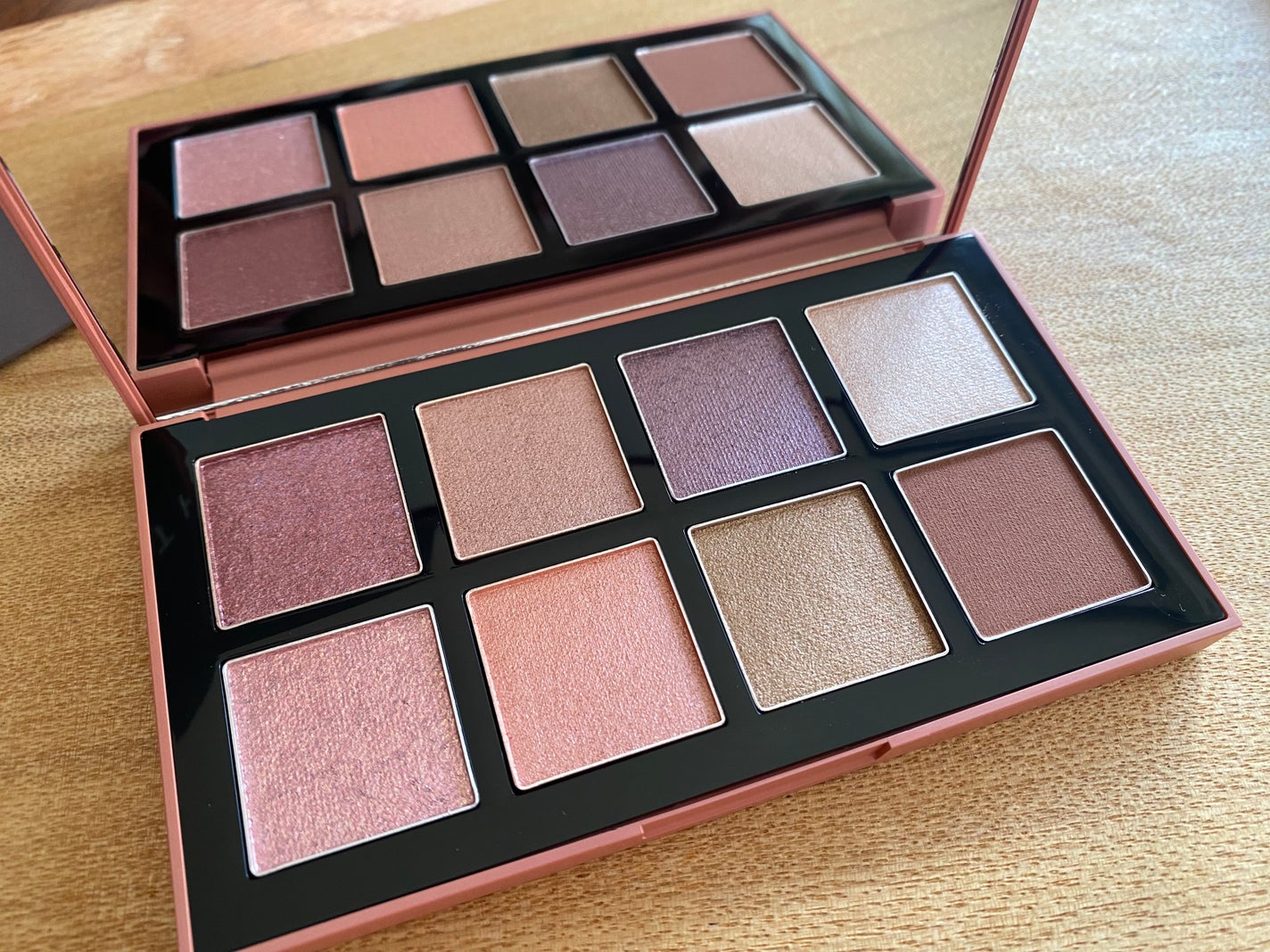 ホリデーコレクション パレット 2024/THREE/アイシャドウパレットを使ったクチコミ(3枚目)