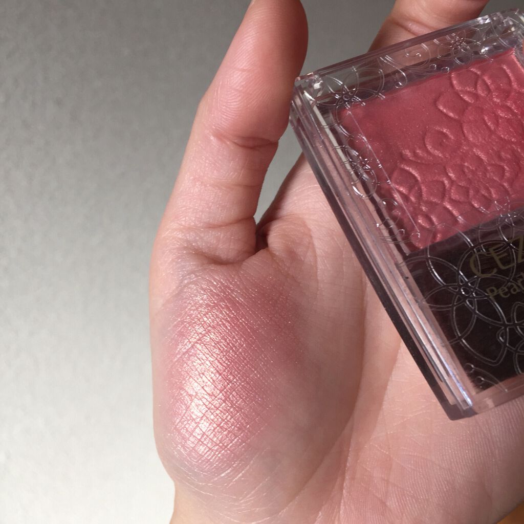 パールグロウチーク/CEZANNE/パウダーチークを使ったクチコミ（2枚目）