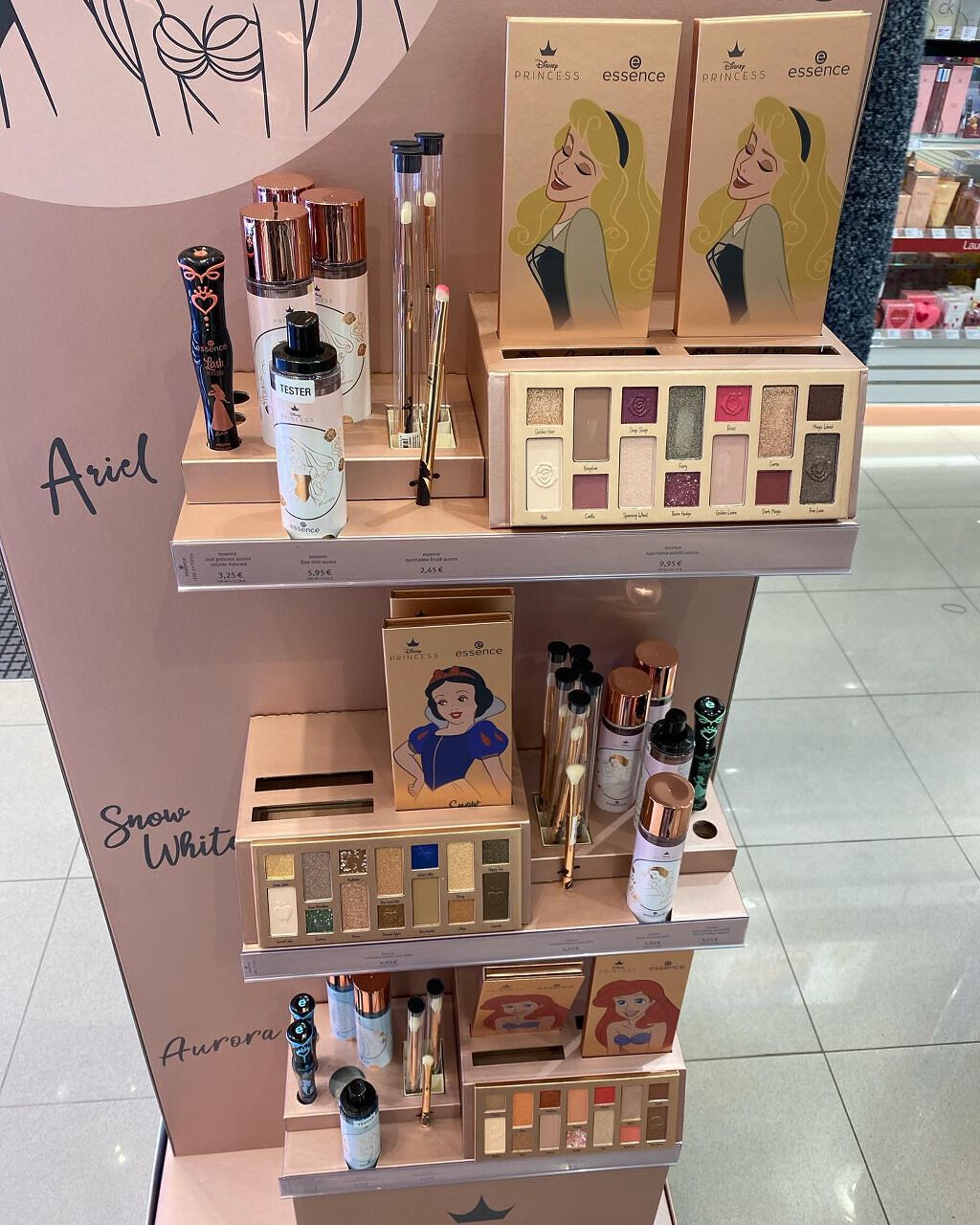 kailinails on LIPS 「@essence_cosmeticsdisneycorrect..」(9枚目)