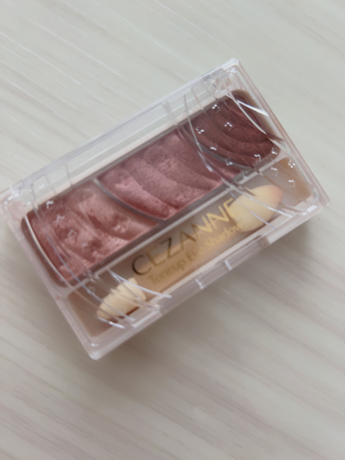 トーンアップアイシャドウ/CEZANNE/アイシャドウパレットを使ったクチコミ（2枚目）