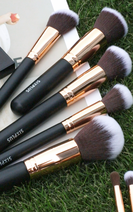 貴族のゴールド メイクブラシ11本セット 化粧ポーチ付き ゴールド×ブラック/SIXPLUS/メイクブラシを使ったクチコミ(3枚目)