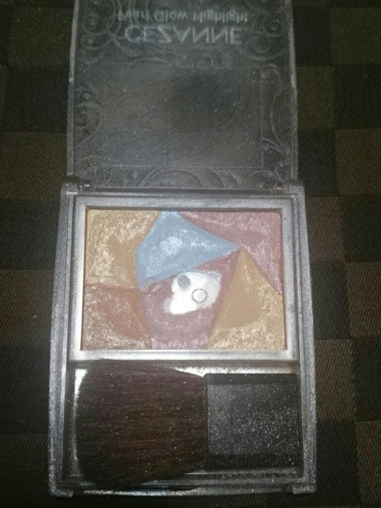 パールグロウハイライト/CEZANNE/ハイライト・シェーディングを使ったクチコミ（1枚目）