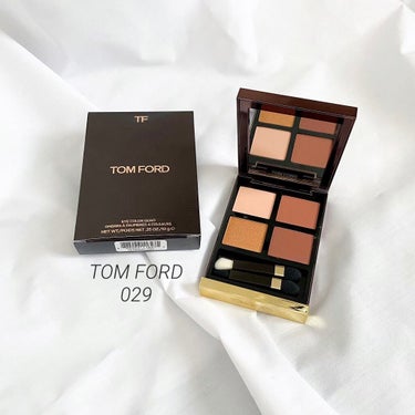 アイ カラー クォード/TOM FORD BEAUTY/パウダーアイシャドウを使ったクチコミ（1枚目）