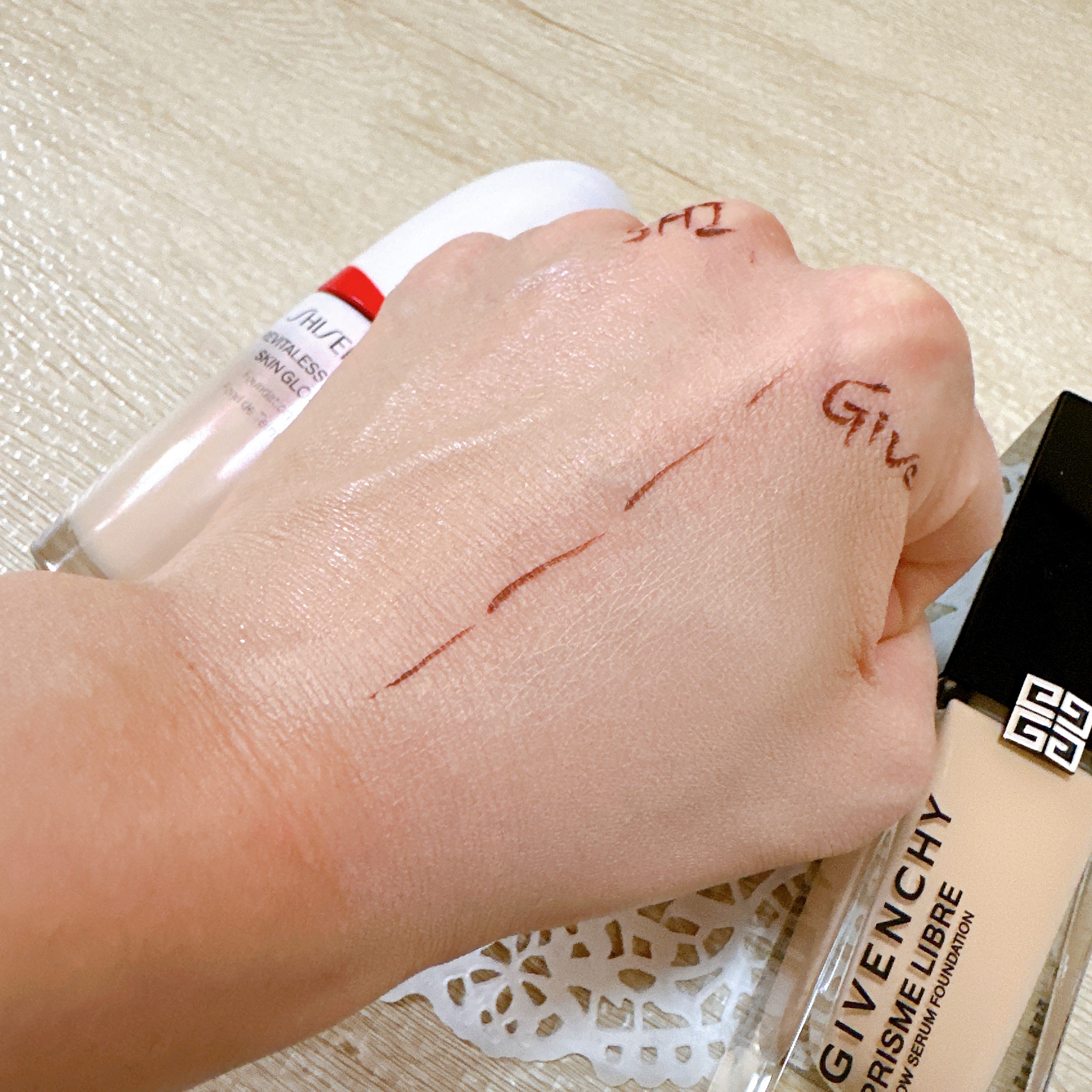 エッセンス スキングロウ ファンデーション/SHISEIDO/リキッドファンデーションを使ったクチコミ（3枚目）