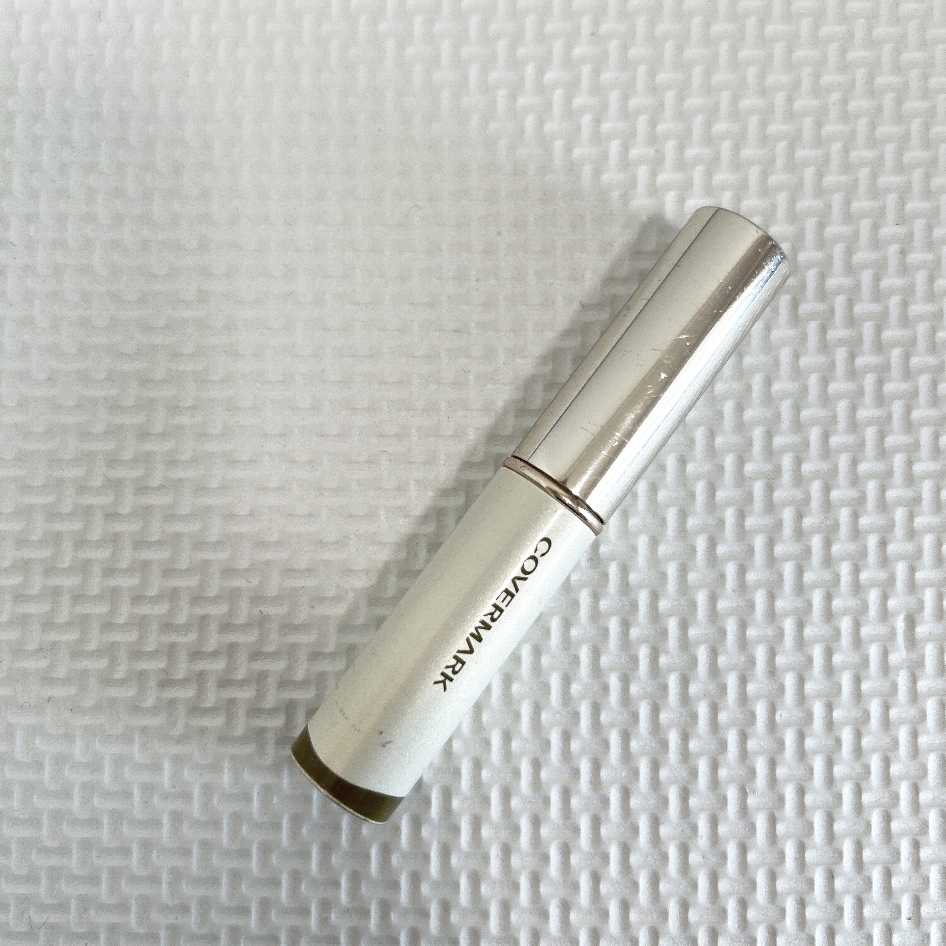 COVERMARK ブライトアップファンデーションのクチコミ「🌸COVERMARK　ブライトアップファンデーション　Y1

イエベさん向き◎
コッテリスティ.....」（1枚目）