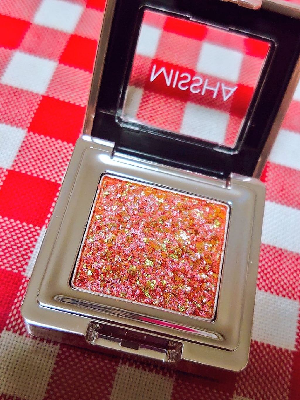 グリッタープリズム シャドウ/MISSHA/グリッターを使ったクチコミ(2枚目)