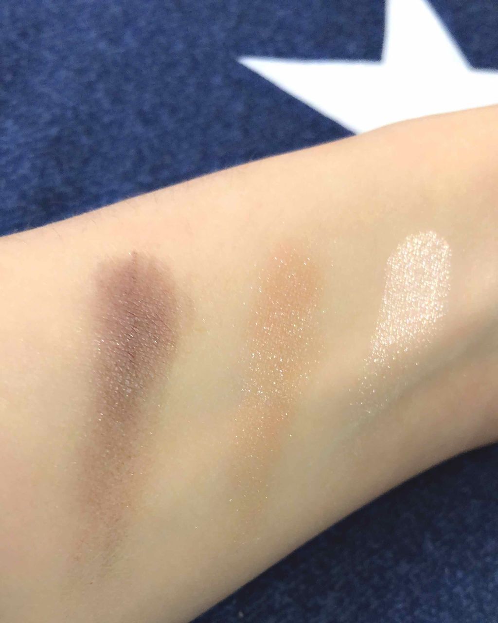 トーンアップアイシャドウ/CEZANNE/アイシャドウパレットを使ったクチコミ(2枚目)