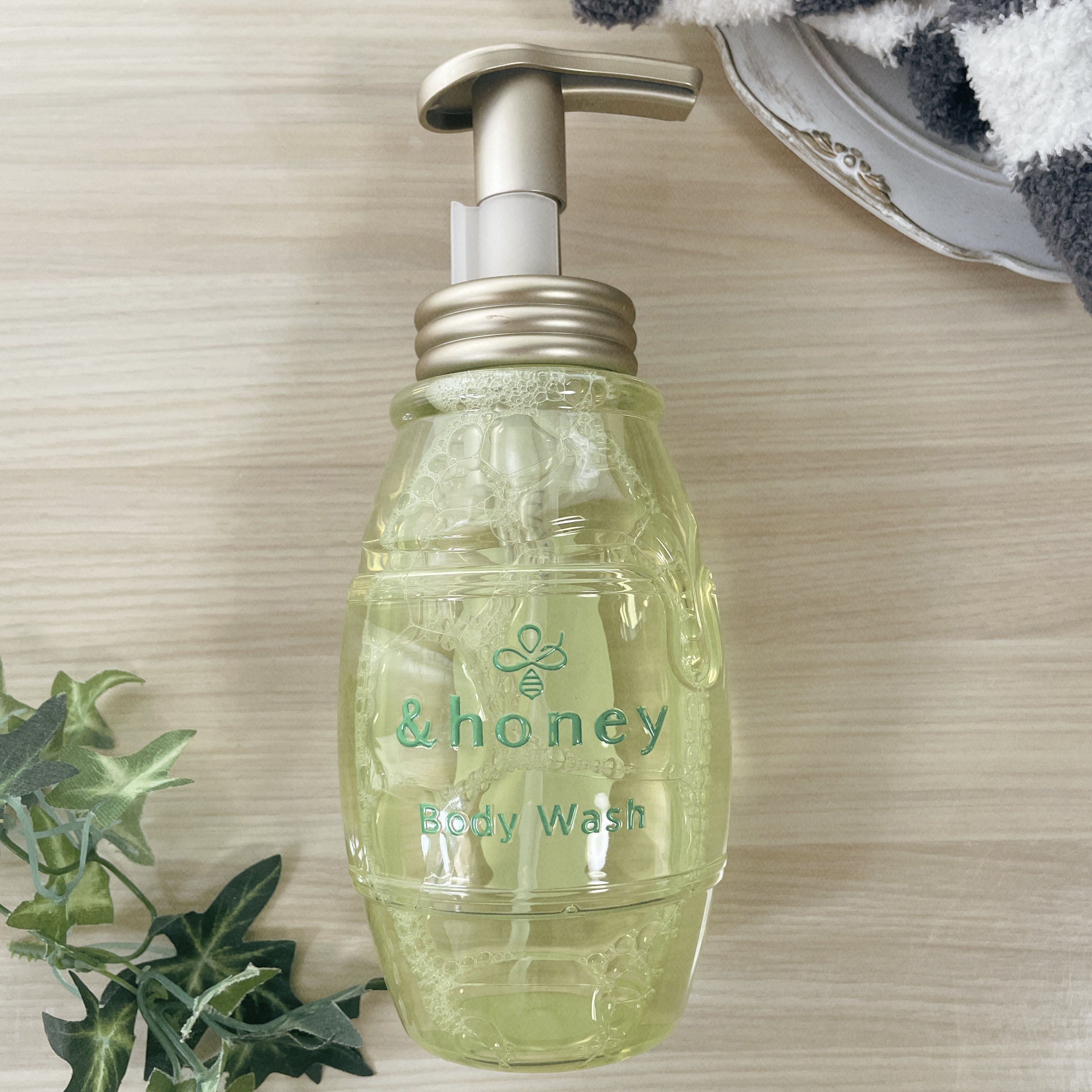 ピュアモイスト 泡ボディウォッシュ/&honey/ボディソープを使ったクチコミ（2枚目）