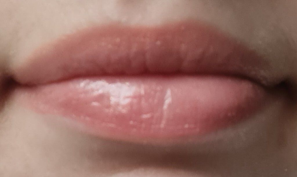 Slip Shine Lipstick/FENTY BEAUTY BY RIHANNA/口紅を使ったクチコミ（2枚目）