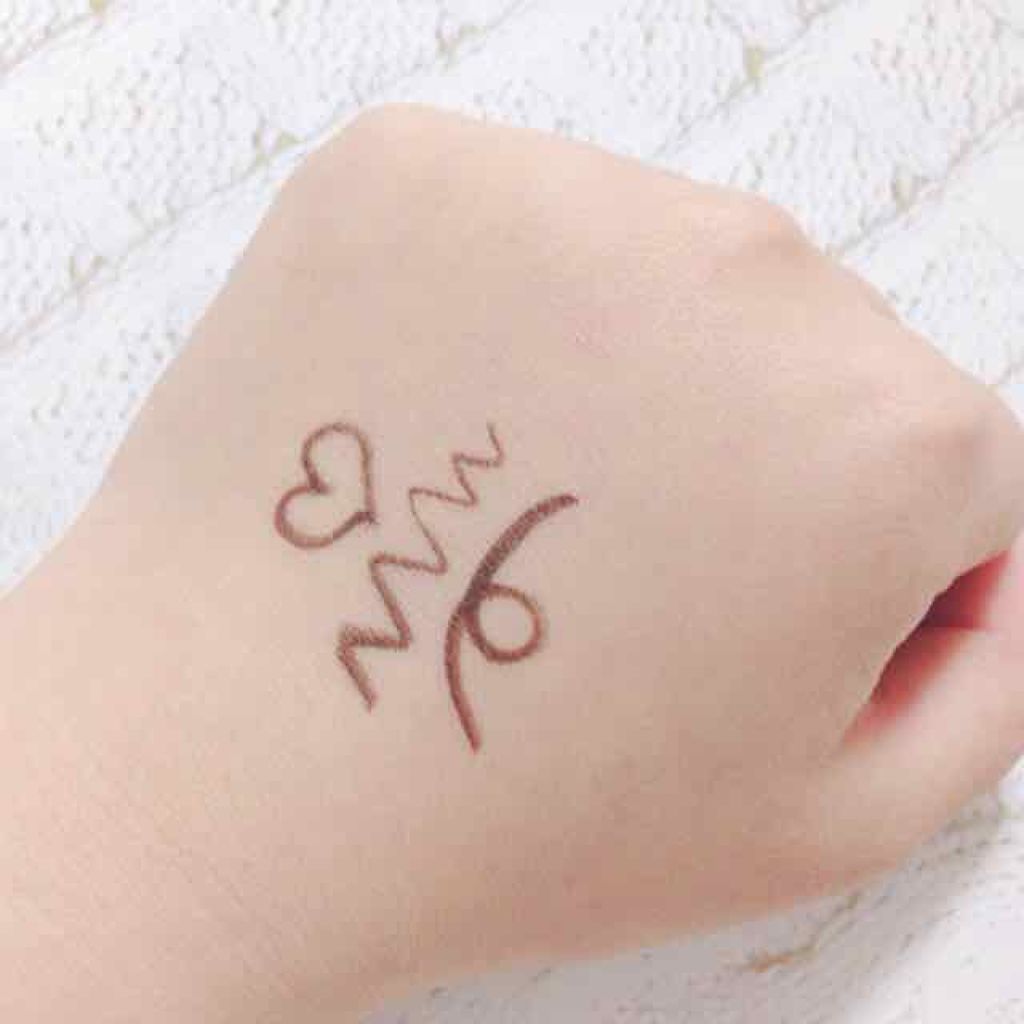 ラブ・ライナー リキッドアイライナーR3/ラブ・ライナー/リキッドアイライナーを使ったクチコミ(4枚目)