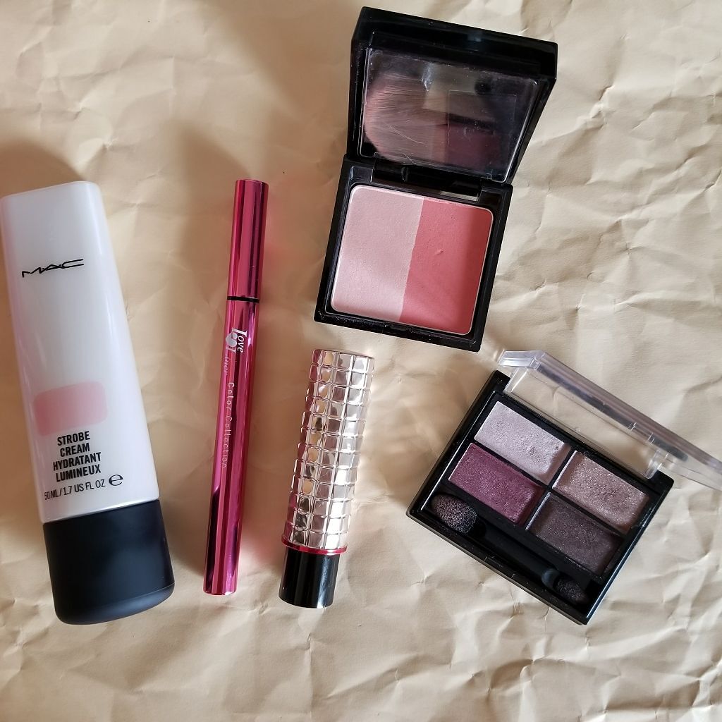 3Dコントラスティングチークス/KATE/パウダーチークを使ったクチコミ（2枚目）