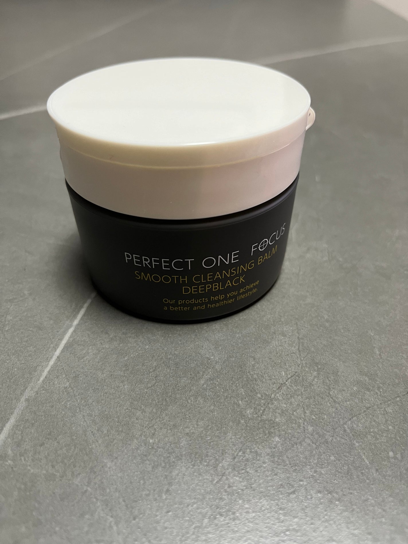 パーフェクトワンフォーカス スムースクレンジングバーム ディープブラック/PERFECT ONE  FOCUS/クレンジングバームを使ったクチコミ(1枚目)