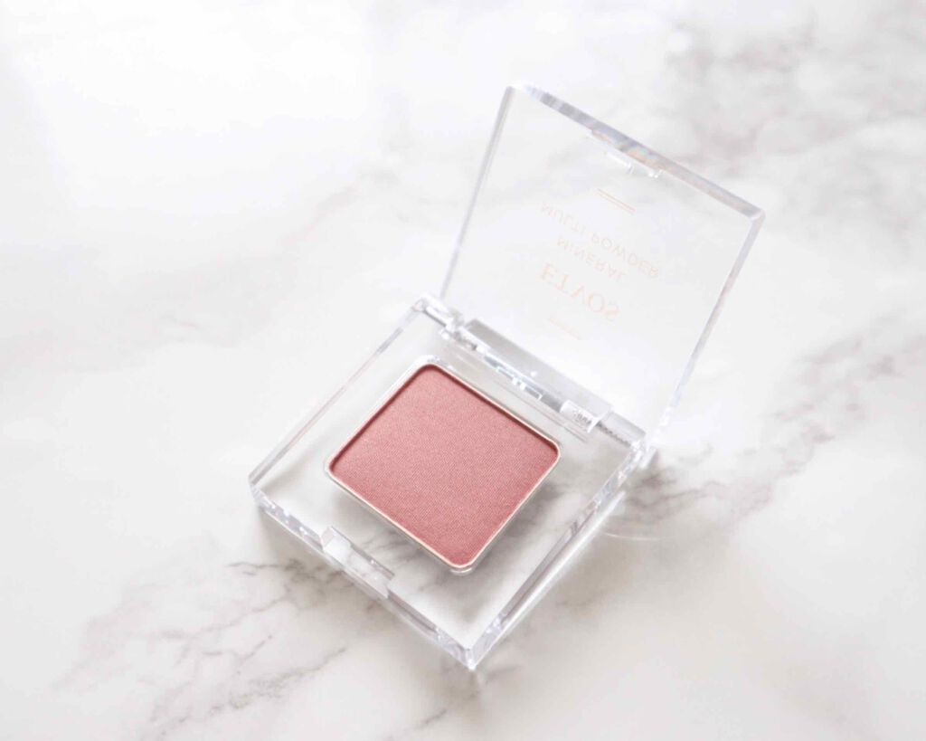 ミネラルマルチパウダー/エトヴォス/単色アイシャドウを使ったクチコミ（1枚目）