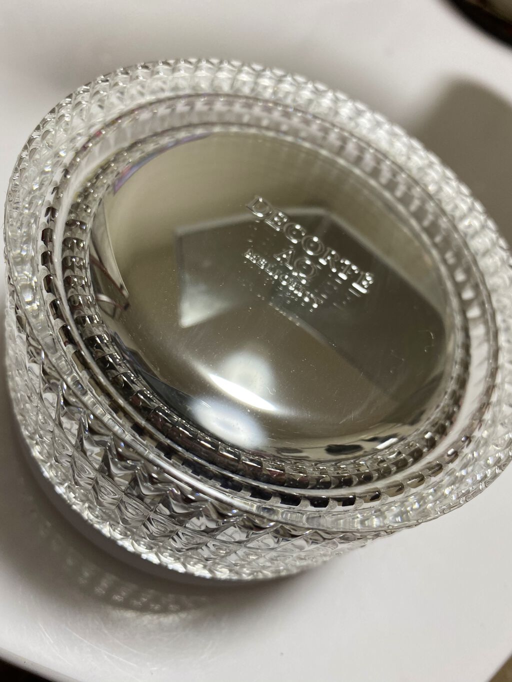 AQ ミリオリティ フェイスパウダー/DECORTÉ/ルースパウダーを使ったクチコミ（2枚目）