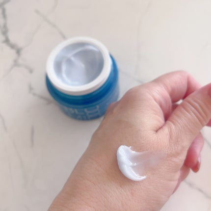 ブルーミオ モイストリペアクリームのクチコミ「ロート製薬様の
スキンケアブランド 
「BLOOMIO」
自分らしくありのままに
重ねてきた.....」(3枚目)