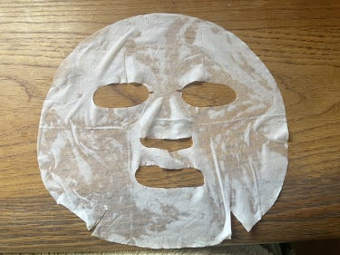  ミスクレオ on LIPS 「フェイスマスク選びで私が１番気をつけているのがシート素材です。..」（6枚目）