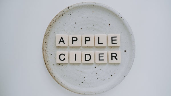 アップルサイダービネガーとリンゴ酢の違いは?特徴・飲み方・選び方について解説の画像