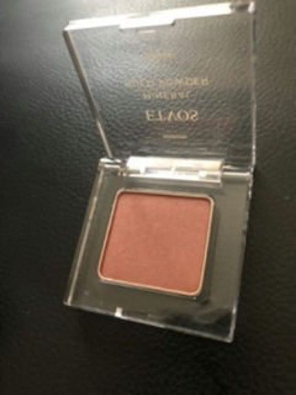 ミネラルマルチパウダー/エトヴォス/単色アイシャドウを使ったクチコミ(2枚目)