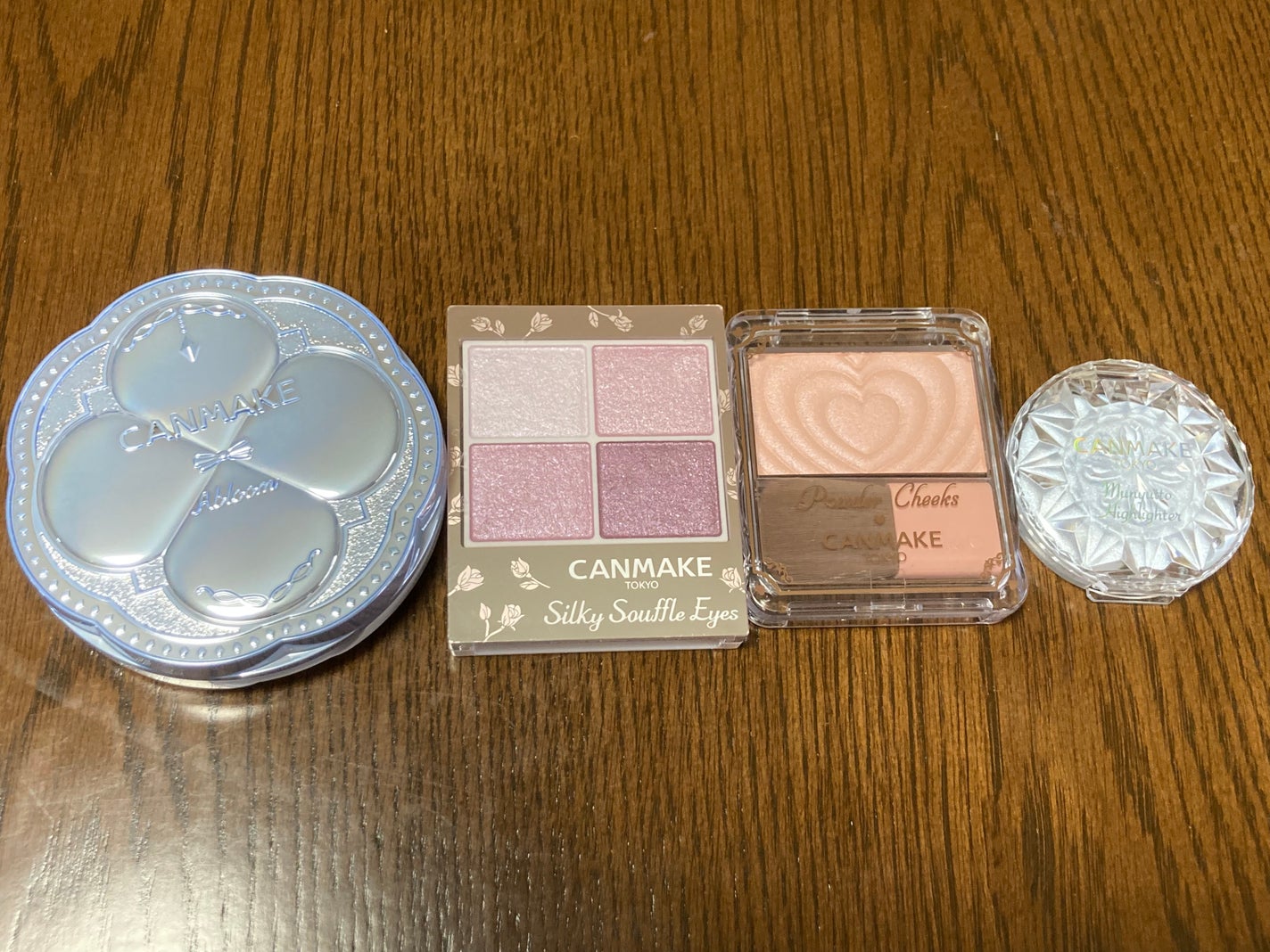 イルミネイティングフィニッシュパウダー ~Abloom~/キャンメイク/プレストパウダーを使ったクチコミ(9枚目)