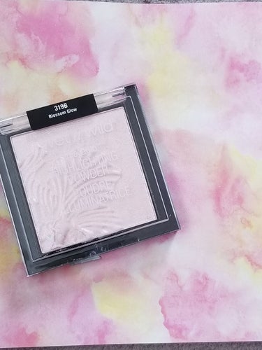 MegaGlo Highlighting Powder/wet 'n' wild/パウダーハイライトを使ったクチコミ（1枚目）