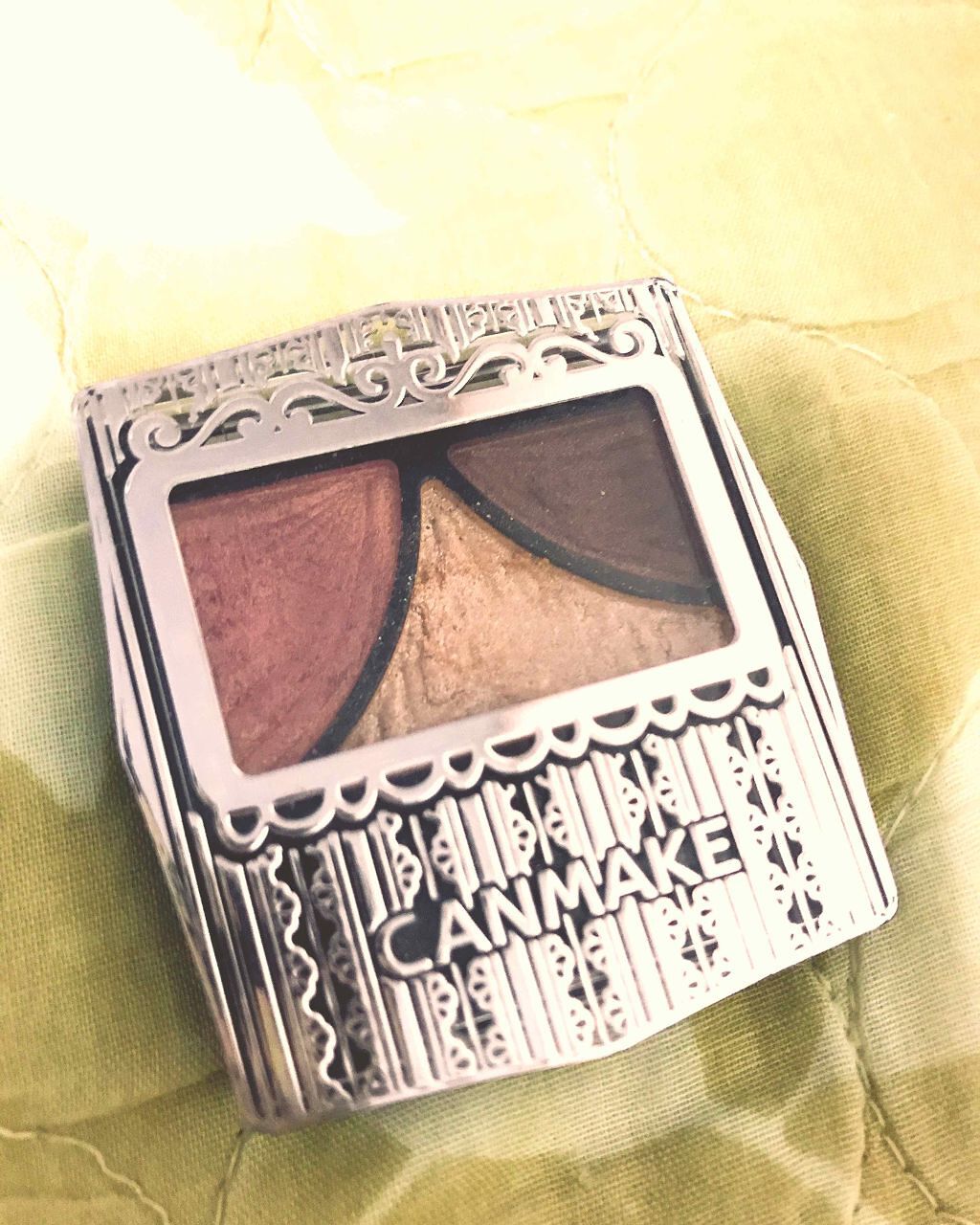 ジューシーピュアアイズ/キャンメイク/アイシャドウパレットを使ったクチコミ（1枚目）