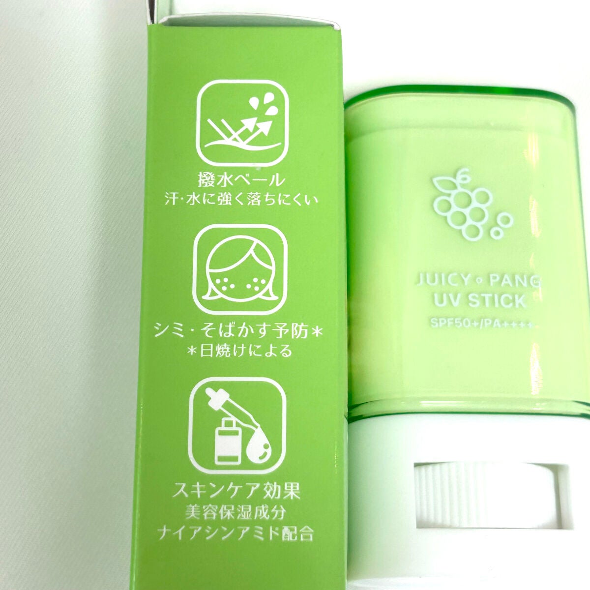 アピュー ジューシーパン UVスティック/A’pieu/日焼け止め・UVケアを使ったクチコミ(4枚目)