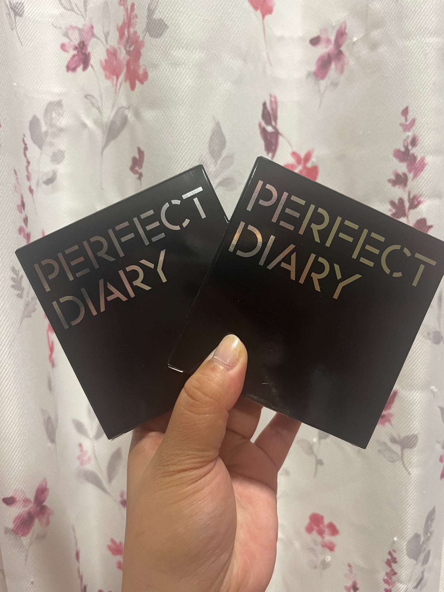スターダストダイヤモンドハイライトパウダー/PERFECT DIARY/パウダーハイライトを使ったクチコミ(2枚目)