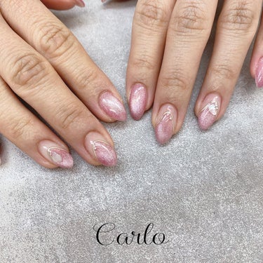 YUKA on LIPS 「.マグネットネイル..#nail#nailist#ネイル#ネイ..」（1枚目）