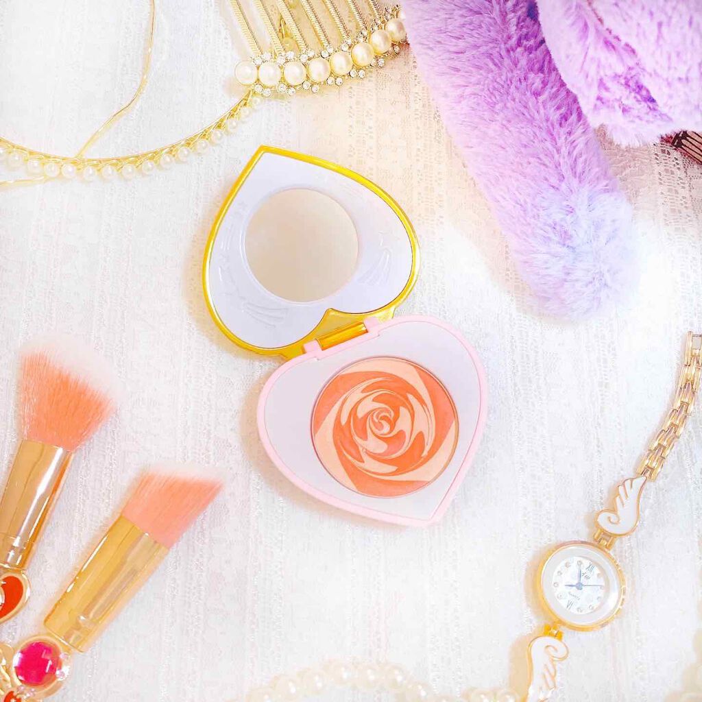 コズミックハートチークフラットスタイル/ミラクルロマンス/パウダーチークを使ったクチコミ(2枚目)