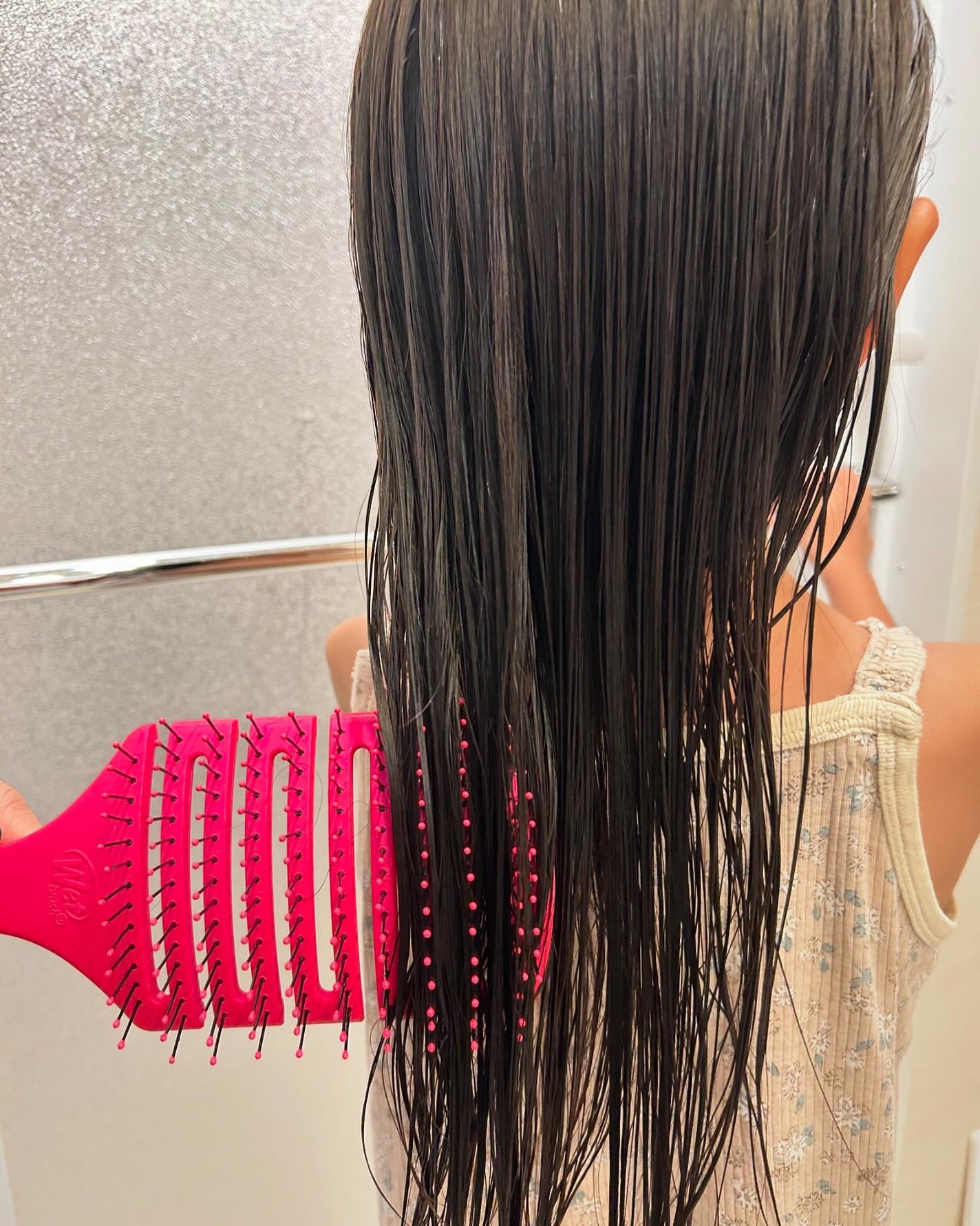 フレックスドライ パドルブラシ ピンク/ウェットブラシ/ヘアブラシを使ったクチコミ(8枚目)