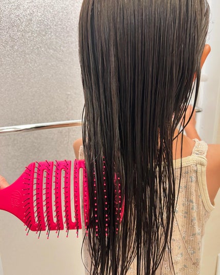 フレックスドライ パドルブラシ ピンク/ウェットブラシ/ヘアブラシを使ったクチコミ(8枚目)