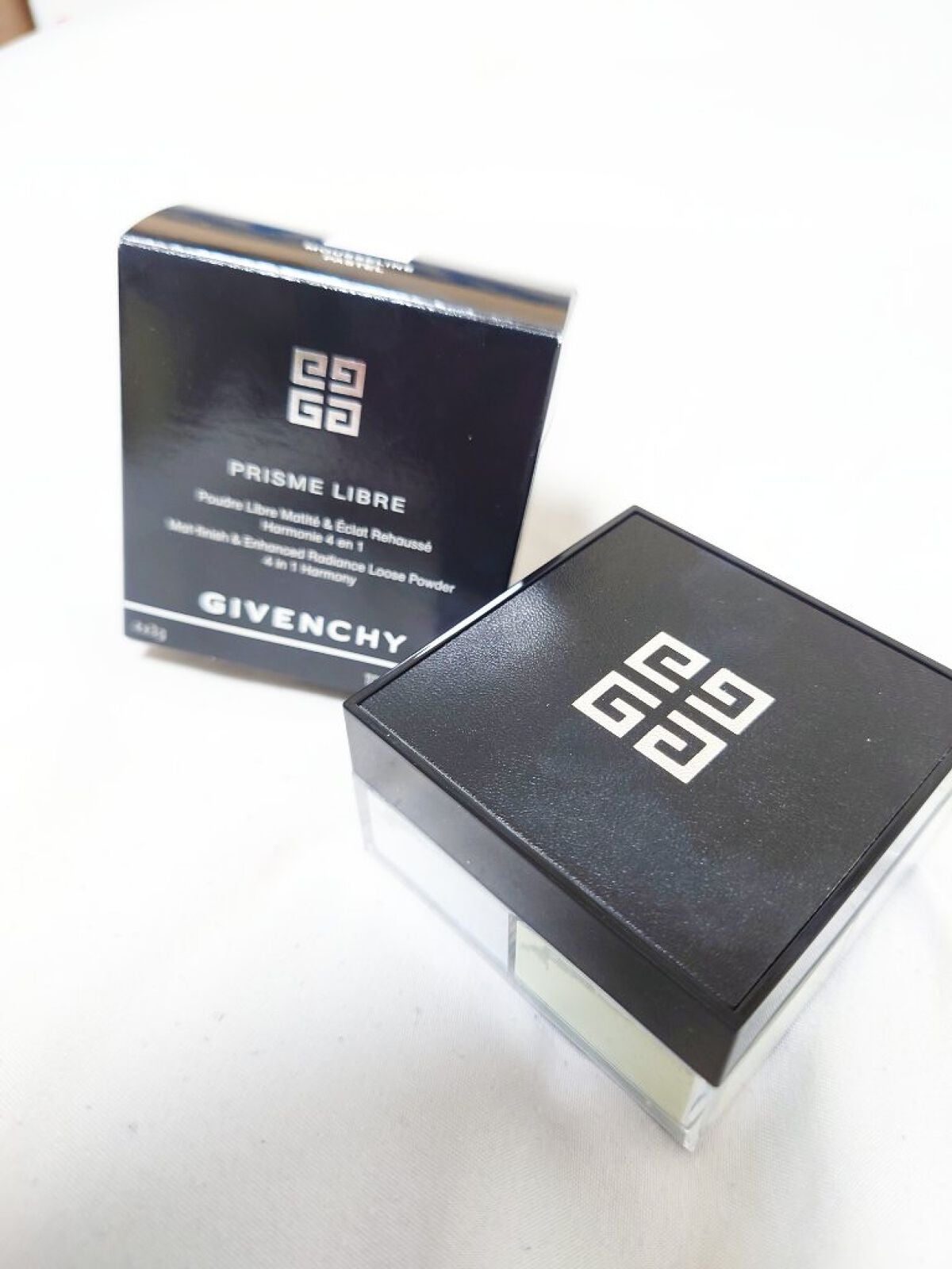プリズム・リーブル/GIVENCHY/ルースパウダーを使ったクチコミ(2枚目)