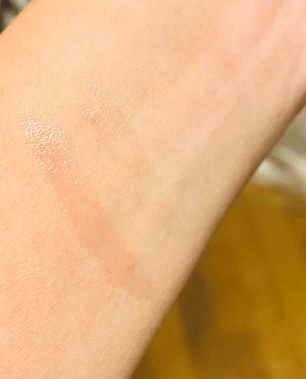 モイストピュアカラーリップ/ニベア/リップクリームを使ったクチコミ(3枚目)