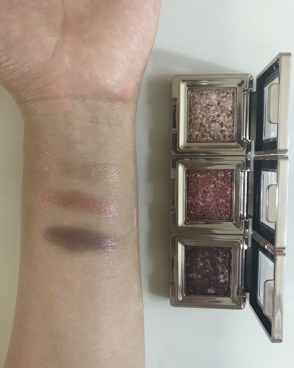 グリッタープリズム シャドウ/MISSHA/グリッターを使ったクチコミ(2枚目)
