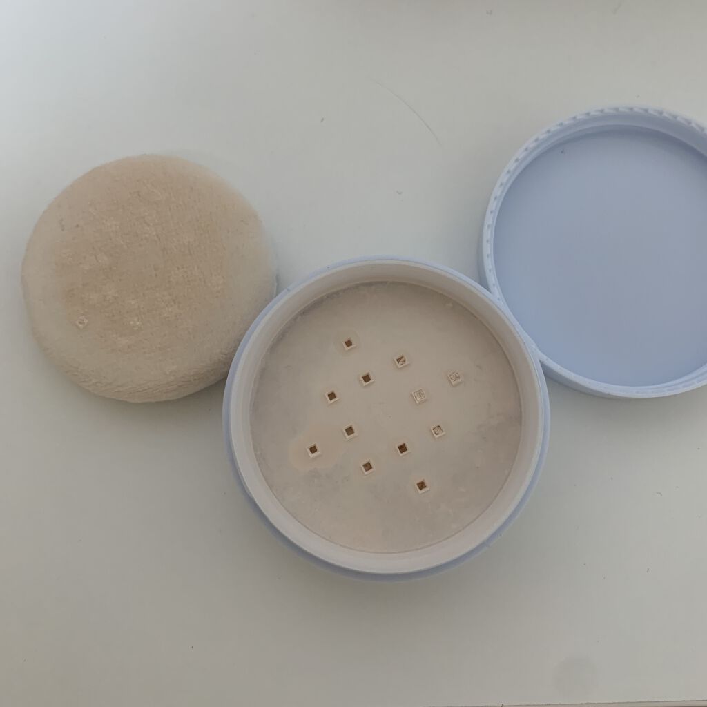 ノーセバム モイスチャーパウダー/innisfree/プレストパウダーを使ったクチコミ（2枚目）