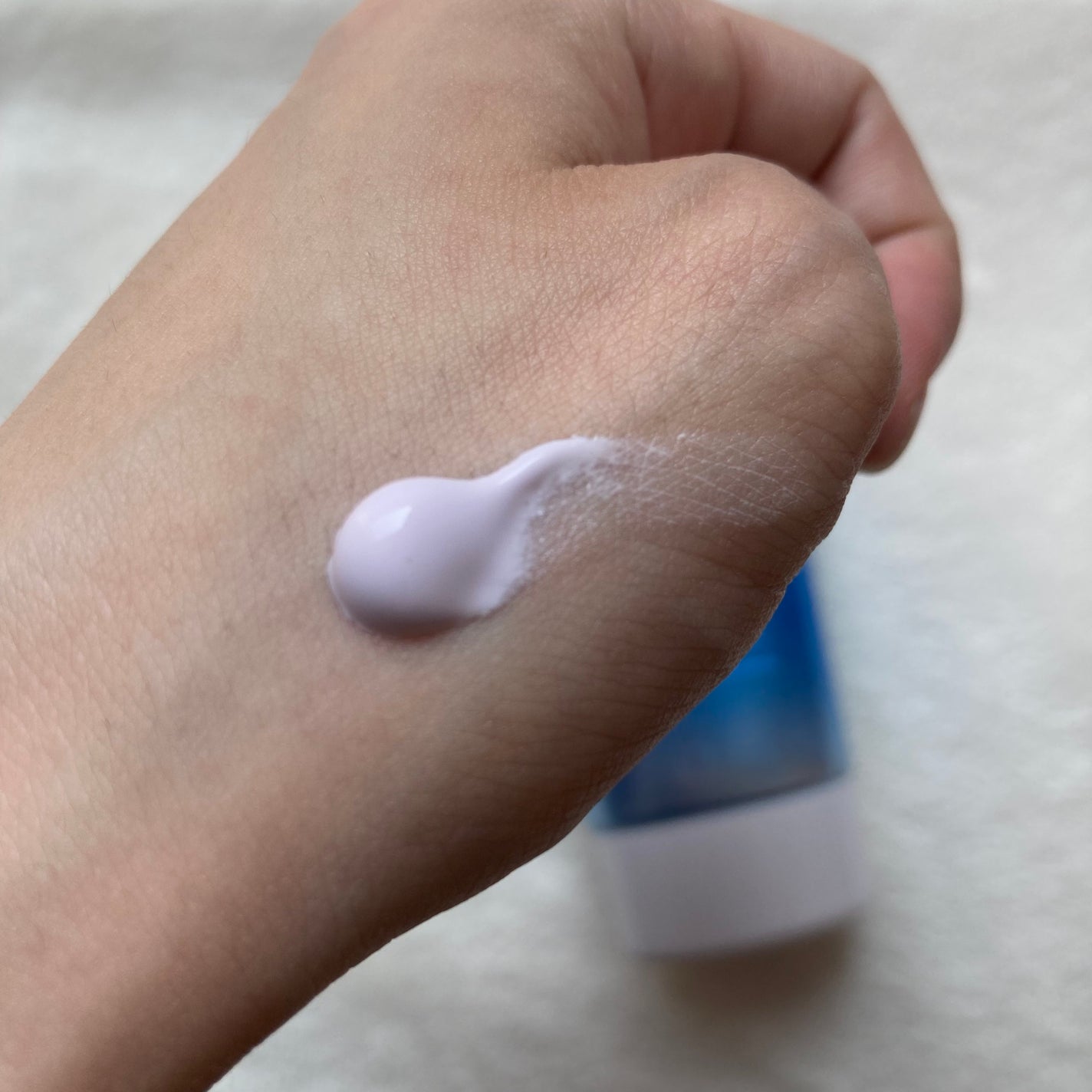 スキンアクア トーンアップUVエッセンス/スキンアクア/日焼け止めクリームを使ったクチコミ(2枚目)