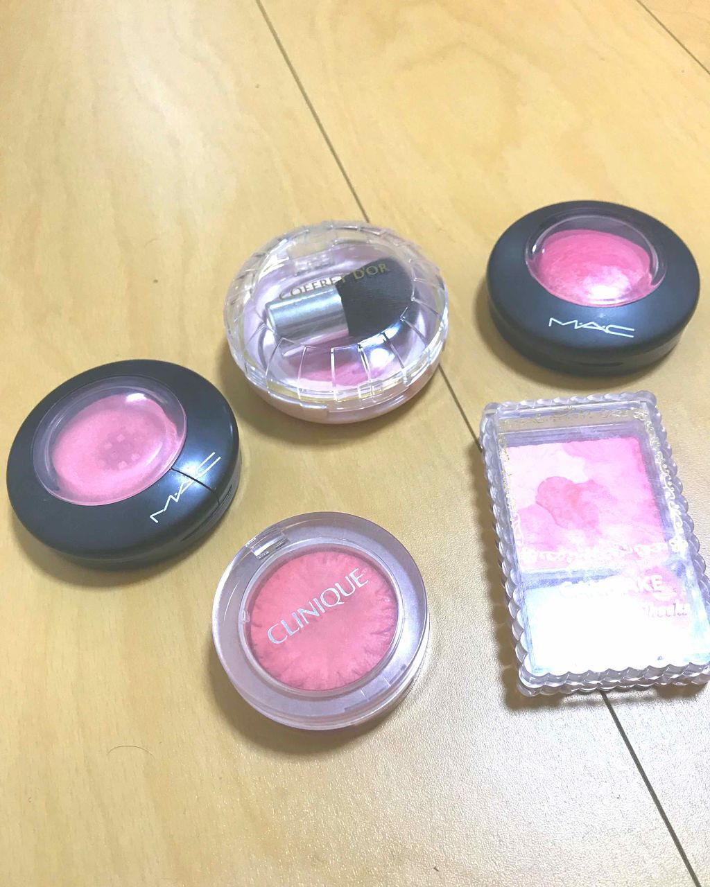 スマイルアップチークス/コフレドール/パウダーチークを使ったクチコミ（1枚目）