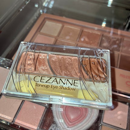 トーンアップアイシャドウ/CEZANNE/アイシャドウパレットを使ったクチコミ(1枚目)