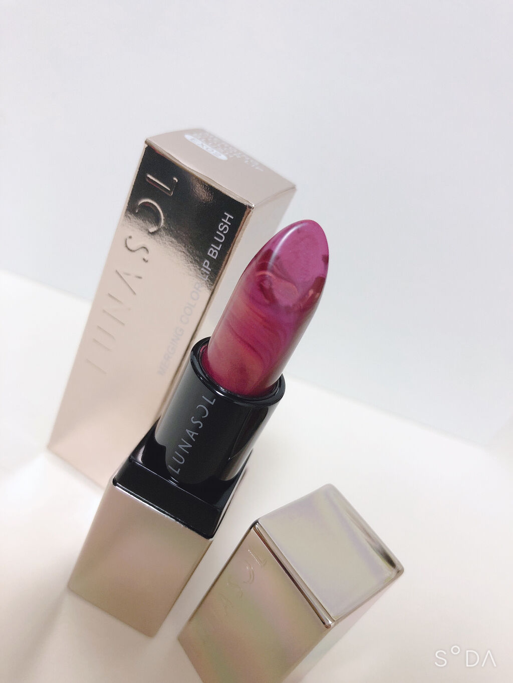 マージングカラーリップブラッシュ/LUNASOL/口紅を使ったクチコミ（1枚目）