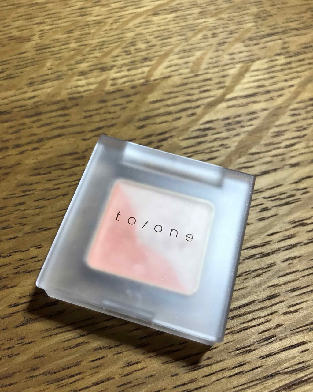 トーン ペタル アイシャドウ/to/one/アイシャドウパレットを使ったクチコミ(1枚目)