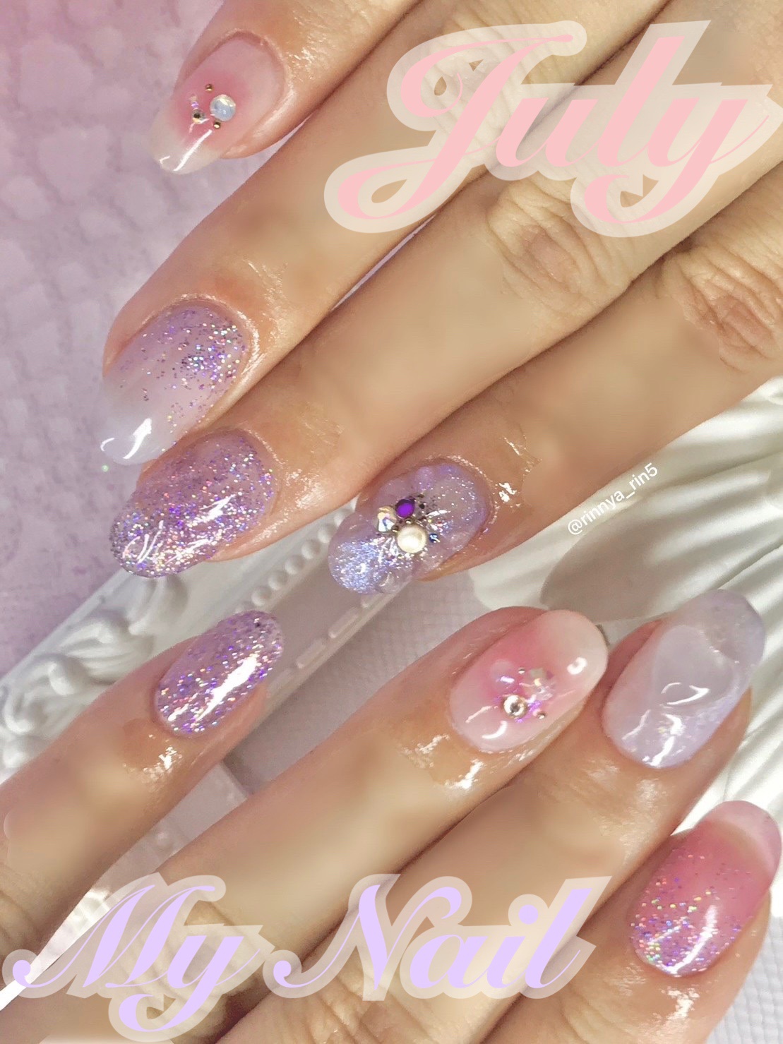 ジェルネイルユニコーン/セリア/ジェルネイルを使ったクチコミ（1枚目）