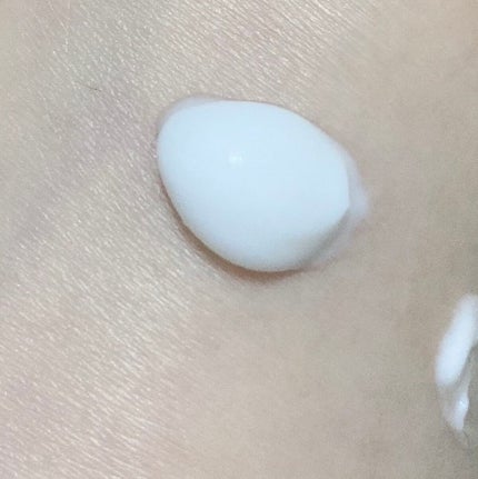 ディープリーエンリッチド ボディローション フォレストレモンの香り/ヴァセリン/ボディローションを使ったクチコミ(3枚目)