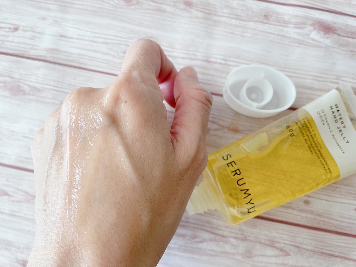 セラミュ ハンドジェリー/ナリスアップ/ハンドクリームを使ったクチコミ（3枚目）