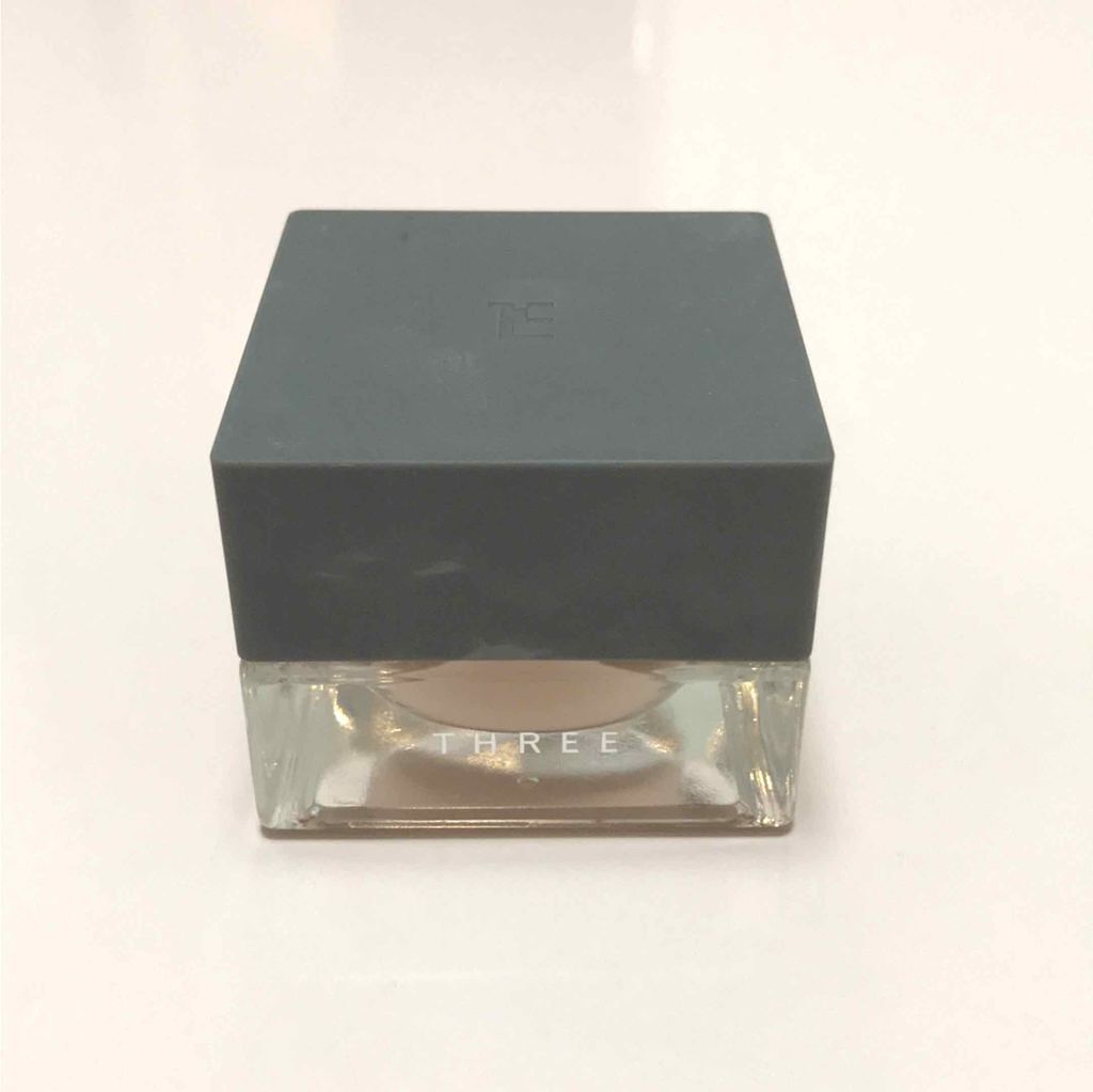 コンプリートハーモニーファンデーション/THREE/リキッドファンデーションを使ったクチコミ(1枚目)